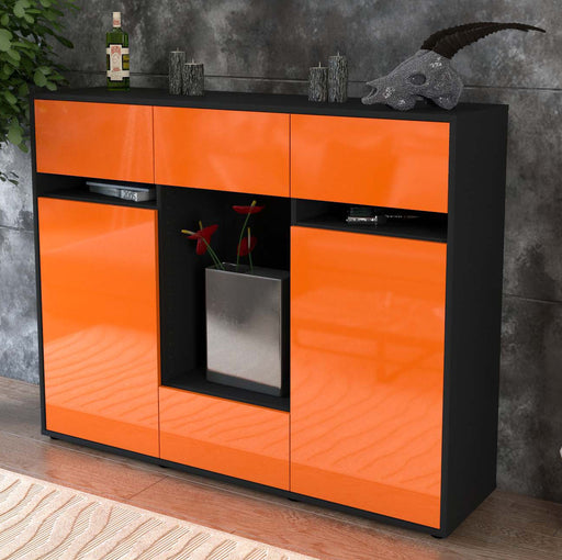 Highboard Nadia, Orange Studio (136x108x35cm) - Dekati GmbH